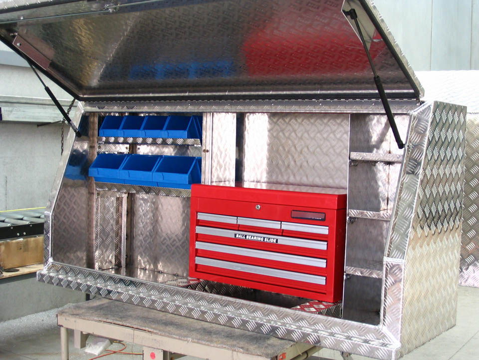 <span  class="uc_style_uc_tiles_grid_image_elementor_uc_items_attribute_title" style="color:#EFF7F9;">UPR/STD aluminium tool box with custom shelving to suit tool drawer - No.54</span>